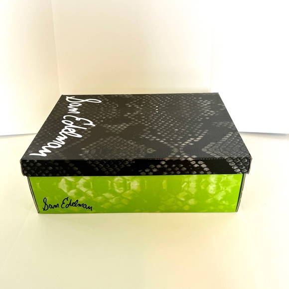 Sam Edelman Tinsley rain Chelsea boot - Picture 11 of 12